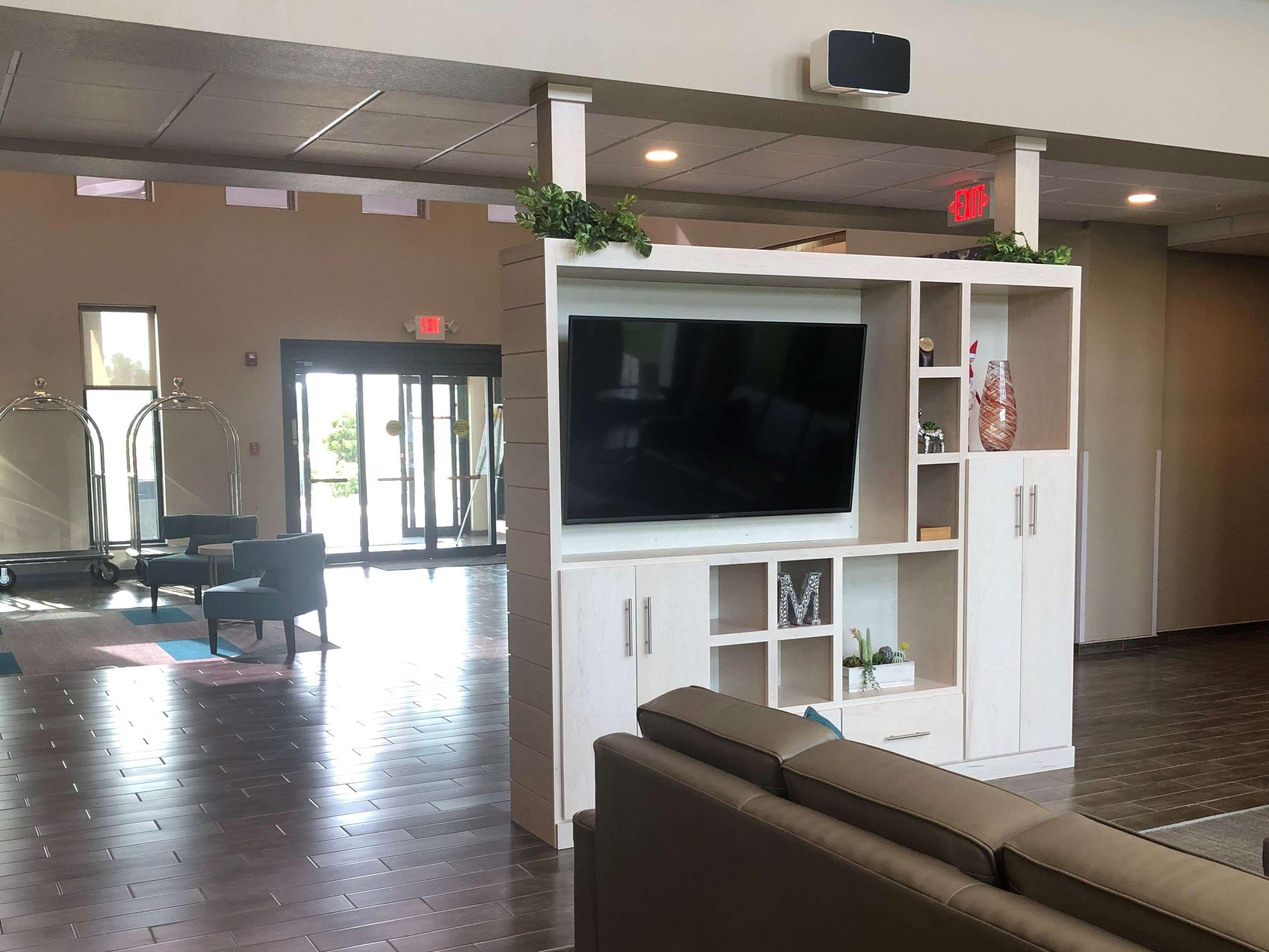 Magnolia Pointe; BW Signature Collection Fruitville Bagian luar foto