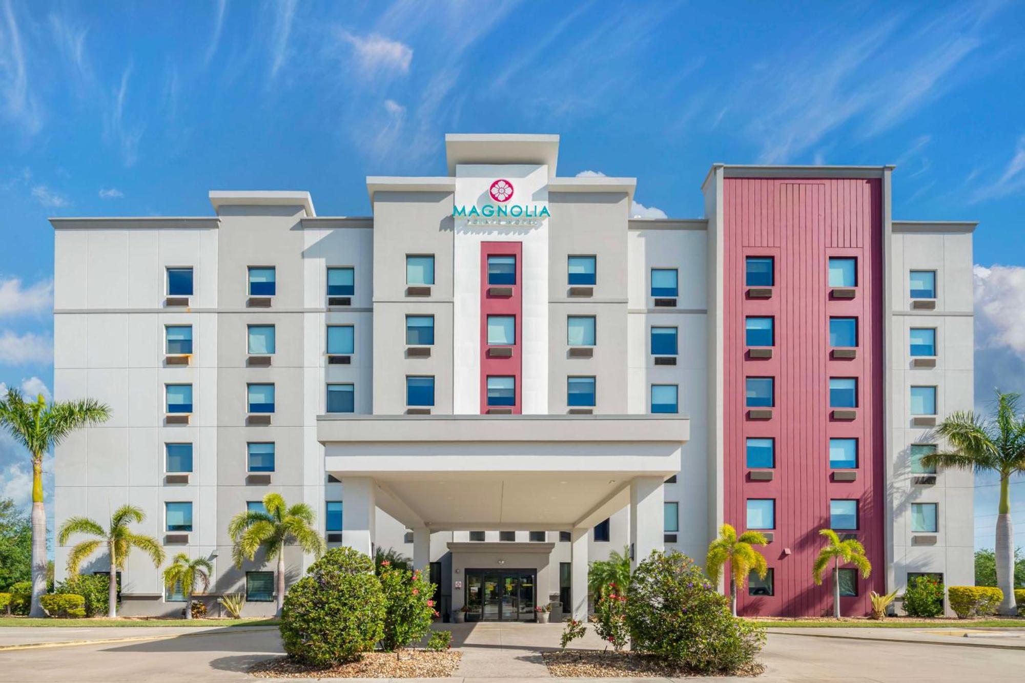 Magnolia Pointe; BW Signature Collection Fruitville Bagian luar foto