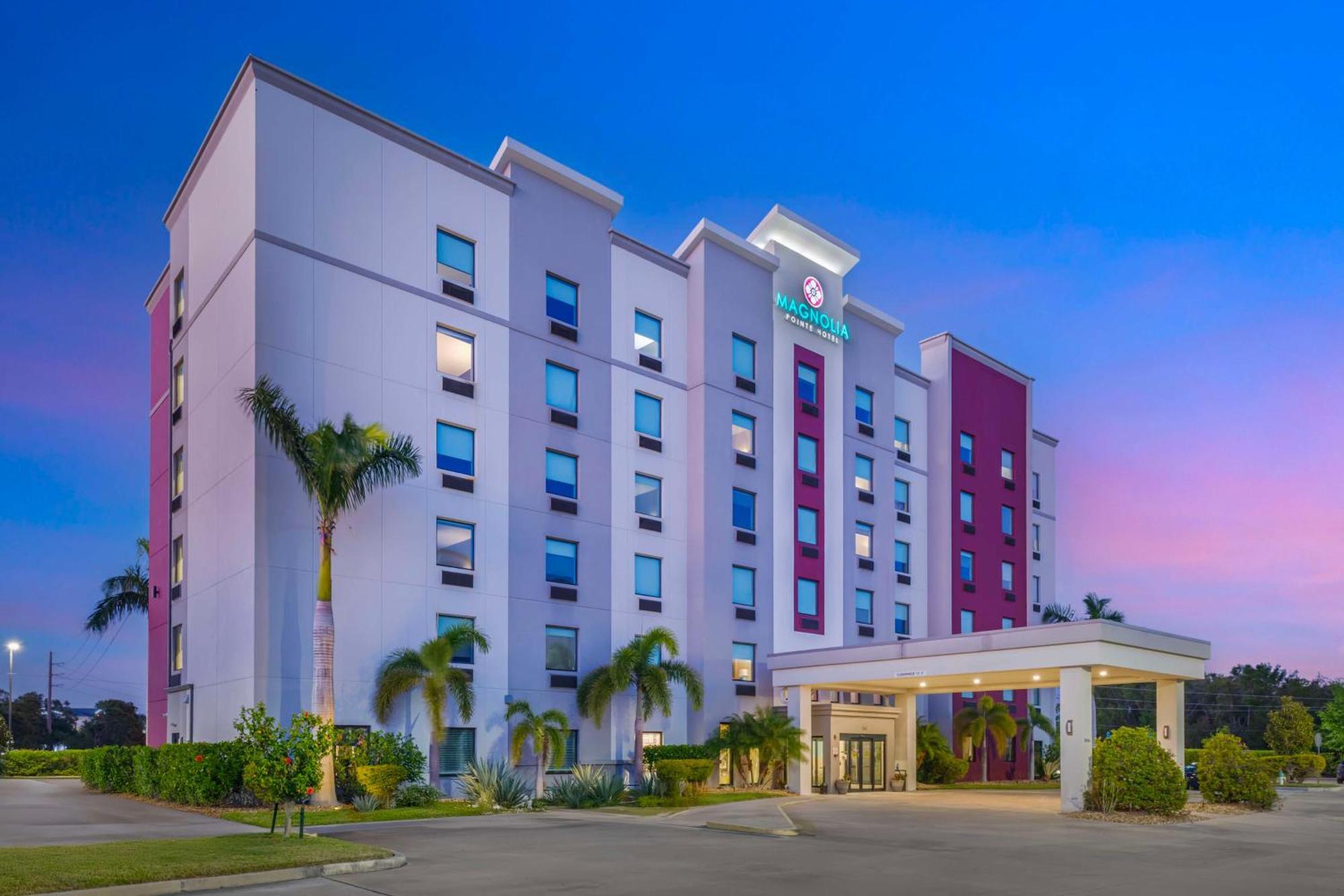 Magnolia Pointe; BW Signature Collection Fruitville Bagian luar foto