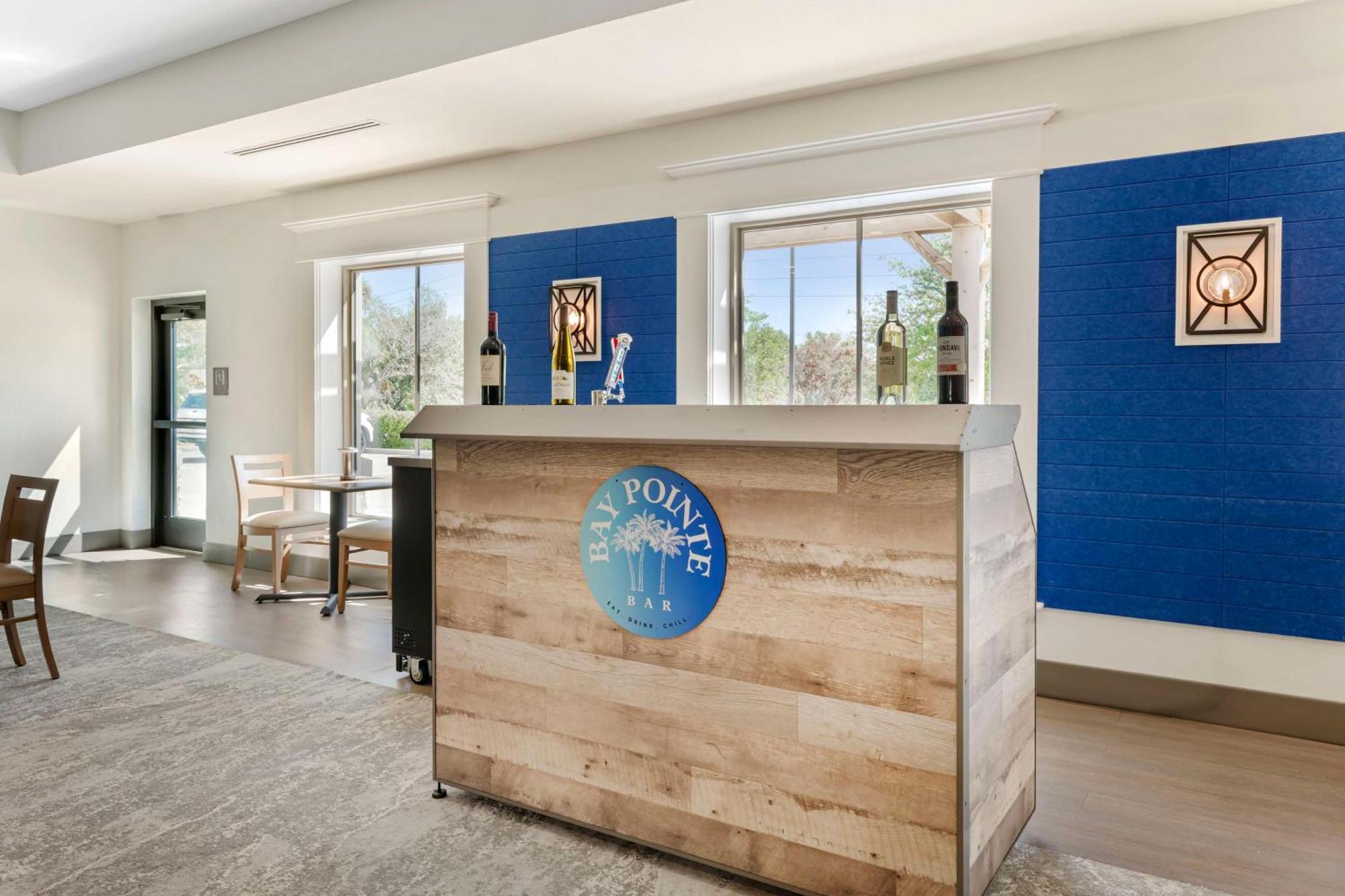 Magnolia Pointe; BW Signature Collection Fruitville Bagian luar foto
