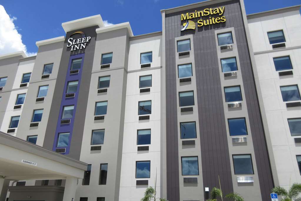 Magnolia Pointe; BW Signature Collection Fruitville Bagian luar foto