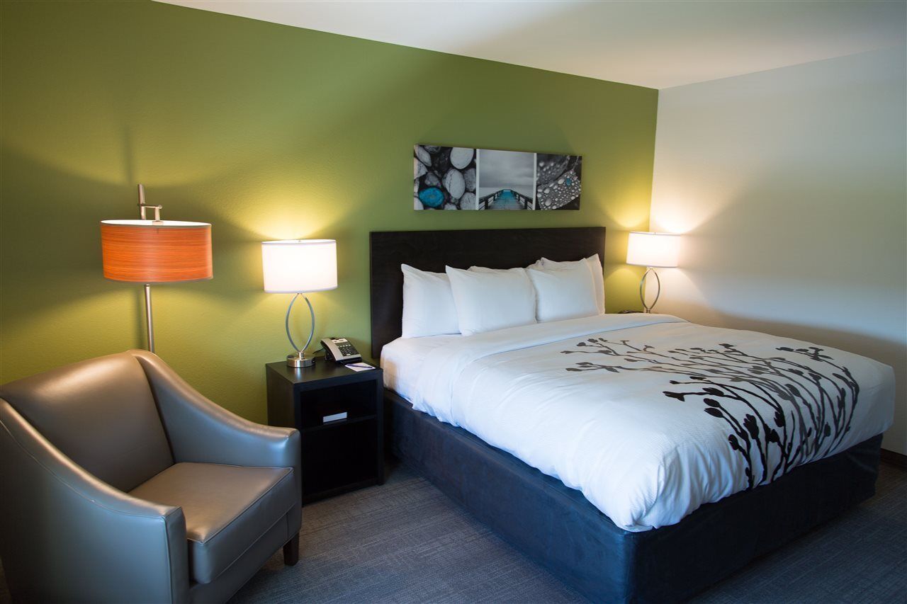 Magnolia Pointe; BW Signature Collection Fruitville Bagian luar foto