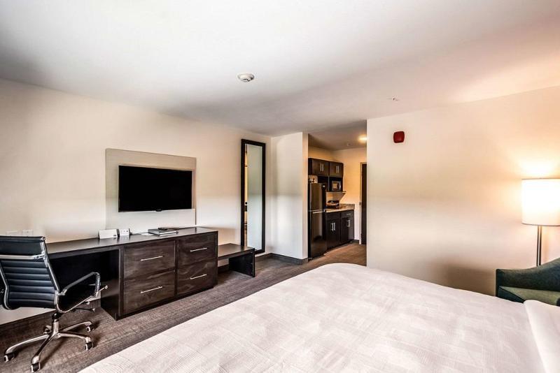 Magnolia Pointe; BW Signature Collection Fruitville Bagian luar foto